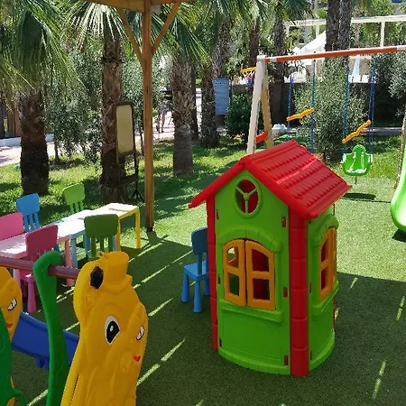 Hotel Oscar 4*