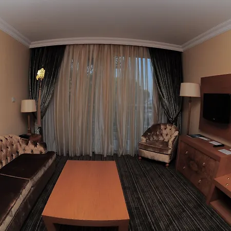 Oscar Курортный комплекс 4*