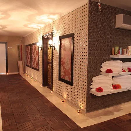 Oscar Курортный комплекс 4*