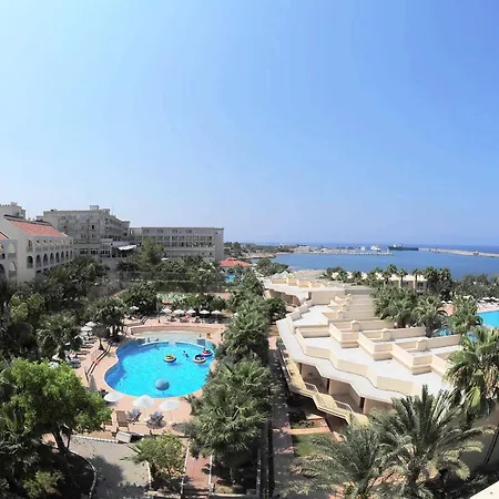Oscar Hotel 4*