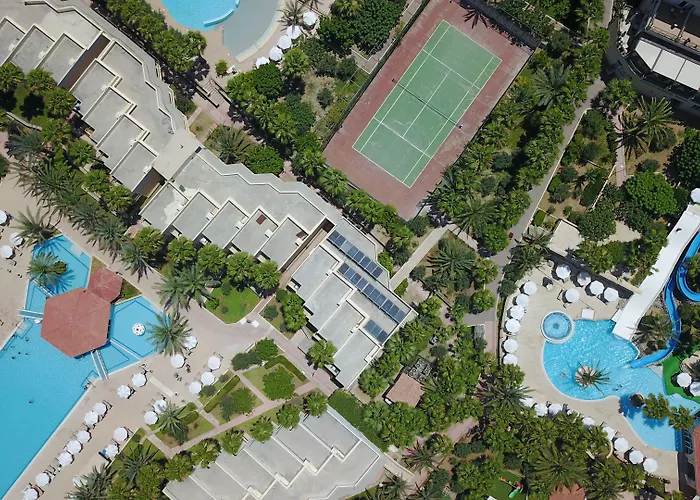 Rezort Oscar Kyrenia (Northern Cyprus)